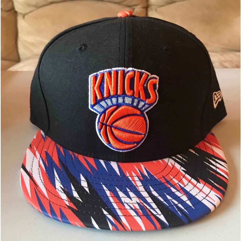 New York Knicks New Era Snapback Hat.